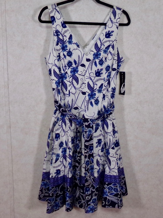 Nine West Dresses & Skirts - NWT Nine West Blue Combo Dress, Lined, VNeck & Back, Slight Streatch,Bk Zip Sz14